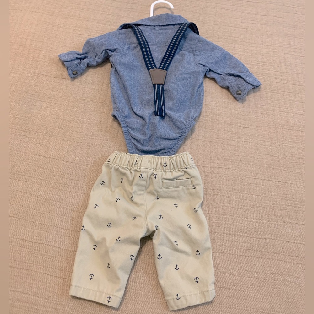 Adorable Newborn outfit Set - Picture 3 of 7